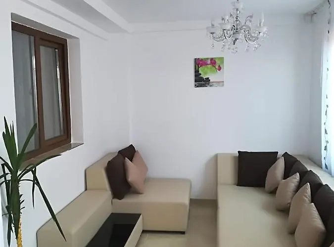 Casa Evelin 2mai * Două Mai