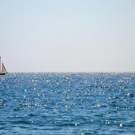 Casa Evelin 2mai * 2 Mai